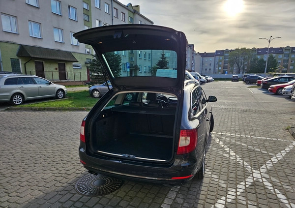 Skoda Superb cena 30900 przebieg: 306540, rok produkcji 2010 z Ryki małe 79